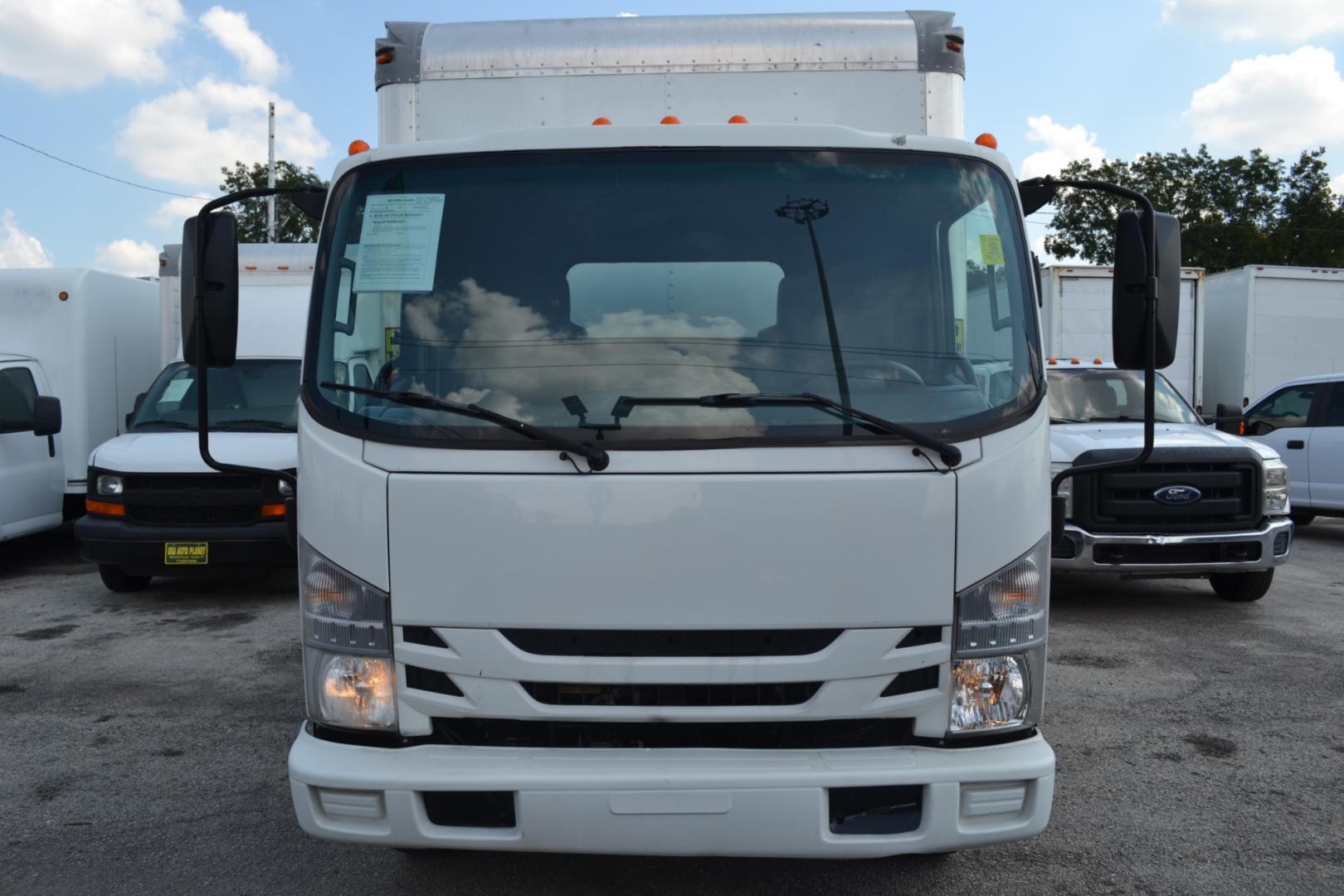 2016 WHITE ISUZU NPR with an 6.0L V8 GASOLINE engine, AUTOMATIC transmission, located at 9172 North Fwy, Houston, TX, 77037, (713) 910-6868, 29.887470, -95.411903 - Photo#1