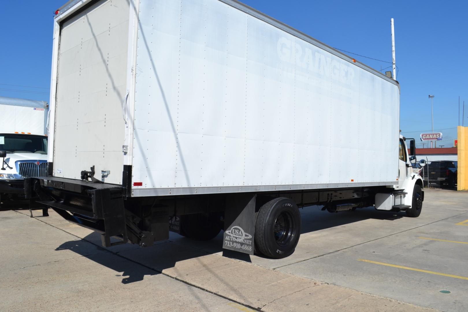 2011 WHITE FREIGHTLINER M2-106 with an CUMMINS ISB 6.7L 240HP engine, ALLISON 2100HS AUTOMATIC transmission, located at 9172 North Fwy, Houston, TX, 77037, (713) 910-6868, 29.887470, -95.411903 - 26,000LB GVWR NON CDL, WB: 204", 26FT BOX, MAXON 2,500LB LIFT GATE , DUAL 50 GALLON FUEL TANKS, SPRING RIDE, E-TRACKS, COLD A/C, CRUISE CONTROL - Photo#3