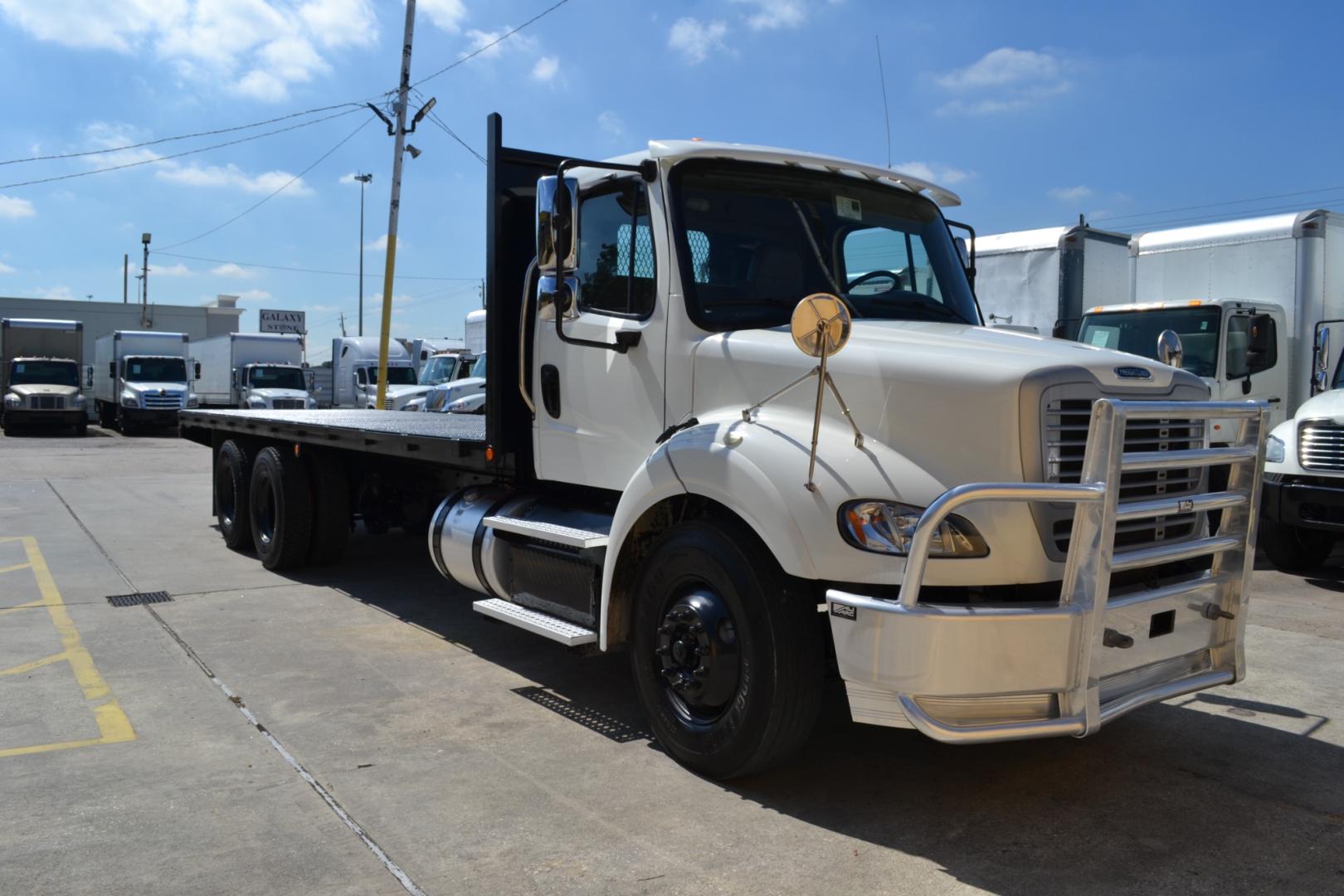 2017 WHITE FREIGHTLINER M2-112 with an DETROIT DD13 12.8L 350 HP engine, EATON FULLER 10SPD MANUAL transmission, located at 9172 North Fwy, Houston, TX, 77037, (713) 910-6868, 29.887470, -95.411903 - Photo#2