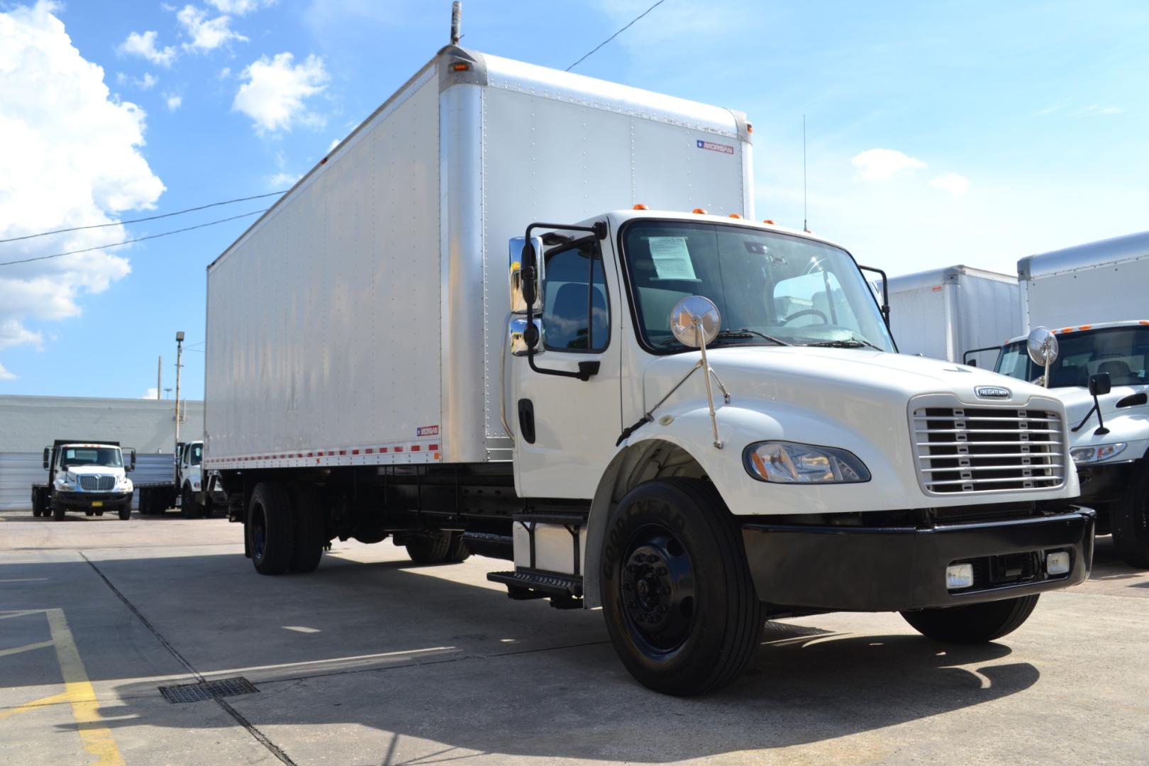 2017 WHITE /BLACK FREIGHTLINER M2-106 with an CUMMINS ISB 6.7L 240HP engine, ALLISON 2500RDS AUTOMATIC transmission, located at 9172 North Fwy, Houston, TX, 77037, (713) 910-6868, 29.887470, -95.411903 - Photo#2