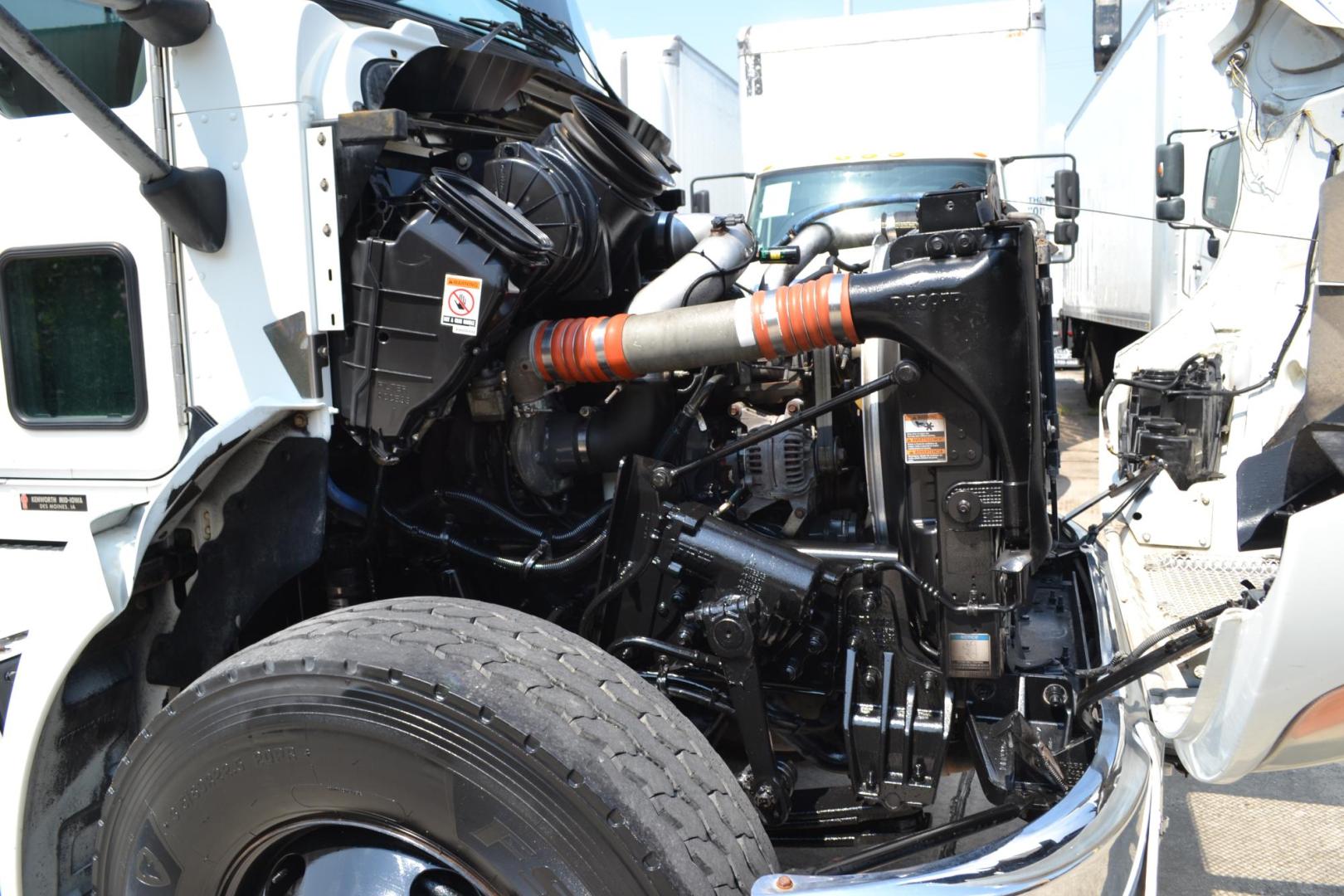 2014 WHITE /BLACK KENWORTH T370 with an PACCAR PX9 8.9L 350HP engine, ALLISON 3500RDS transmission, located at 9172 North Fwy, Houston, TX, 77037, (713) 910-6868, 29.887470, -95.411903 - 56,000 LB GVWR , 16,000 LB FRONT, 40,000 LB REAR, US BODY 26FT BOX, 103 X 102, MAXON 5,000 LB CAPACITY ALUMINUM LIFT GATE , AIR RIDE , DOUBLE DIFF LOCK, AIR RIDE, ENGINE BRAKE, AXLE RATIO: 5.29, POWER WINDOWS & LOCKS, 3 X LIQUID CONTROL M-7-1 10-100 GPM DIGITAL PUMPS, 3 X 75 FT ELECTRIC RETRACTABLE - Photo#18