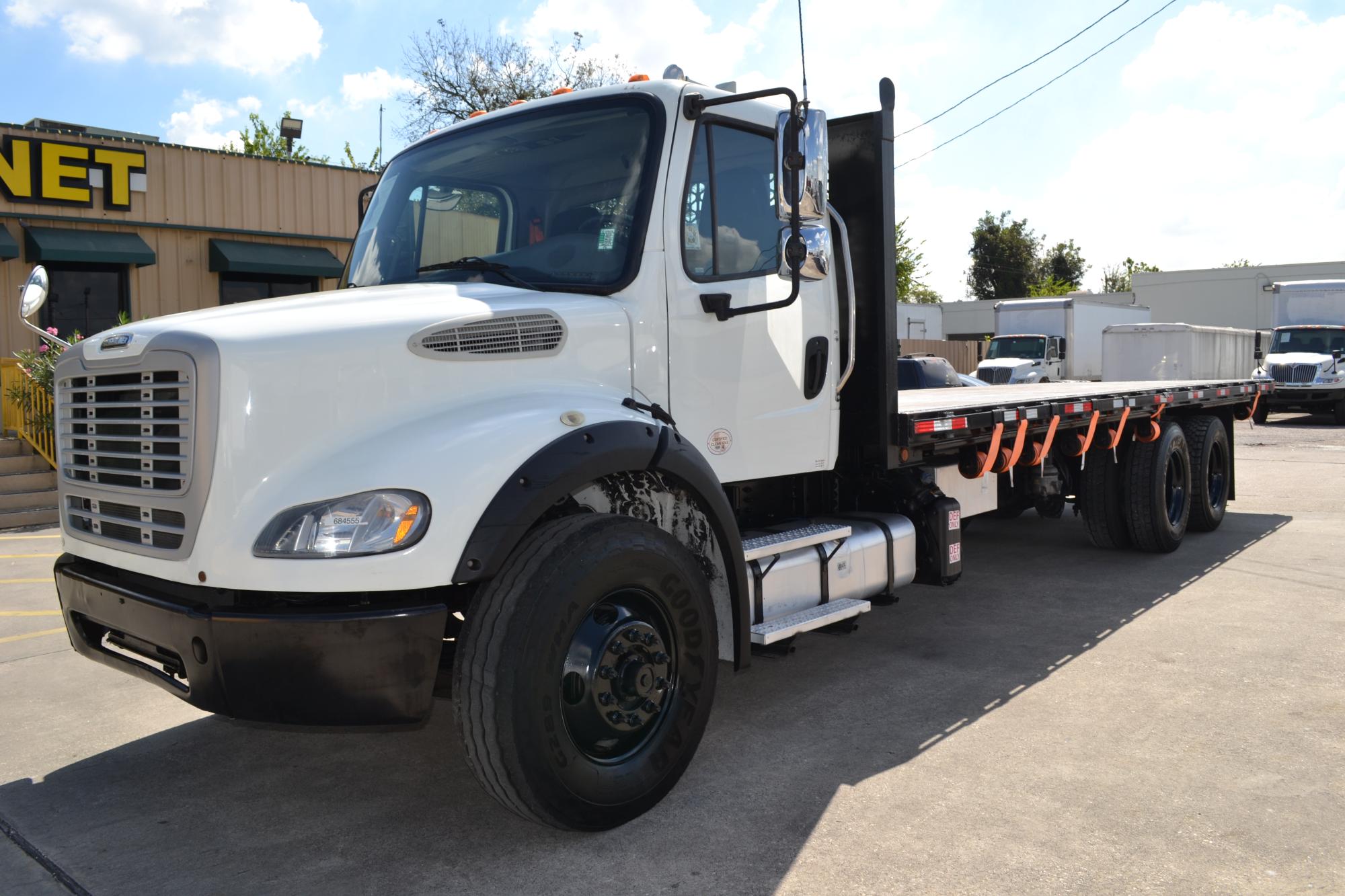 photo of 2018 FREIGHTLINER M2-112 26FT FLATBED 