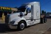 2017 WHITE /BLACK PETERBILT 579 with an PACCAR MX13 12.9L 510HP engine, EATON FULLER 10SPD MANUAL transmission, located at 9172 North Fwy, Houston, TX, 77037, (713) 910-6868, 29.887470, -95.411903 - 72" SLEEPER, SINGLE BUNK, ALUMINUM 5TH WHEEL, ALUMINUM WHEELS, AIR RIDE, ENGINE BRAKE, RATIO: 3.25, WHEELBASE: 235", CUILT IN NAVIGATION, - Photo#0