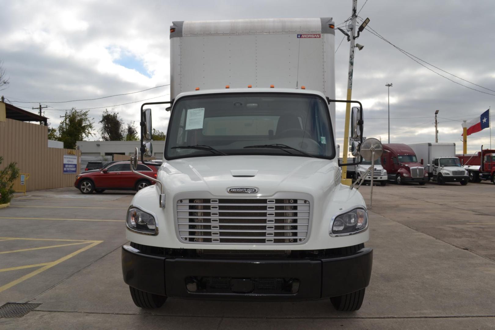 2019 WHITE /BLACK FREIGHTLINER M2-106 with an CUMMINS B6.7L 240HP engine, ALLISON 2500RDS AUTOMATIC transmission, located at 9172 North Fwy, Houston, TX, 77037, (713) 910-6868, 29.887470, -95.411903 - 26,000 LB GVWR NON CDL, MORGAN 26 FT BOX, HEIGHT 103" X WIDTH 102", MAXON 3,000 LB CAPACITY ALUMINUM LIFT GATE, AIR RIDE, EXHAUST BRAKE, DUAL 50 GALLON FUEL TANK, POWER WINDOWS & LOCKS, COLLISION MITIGATION, LANE ASSIST, - Photo#1