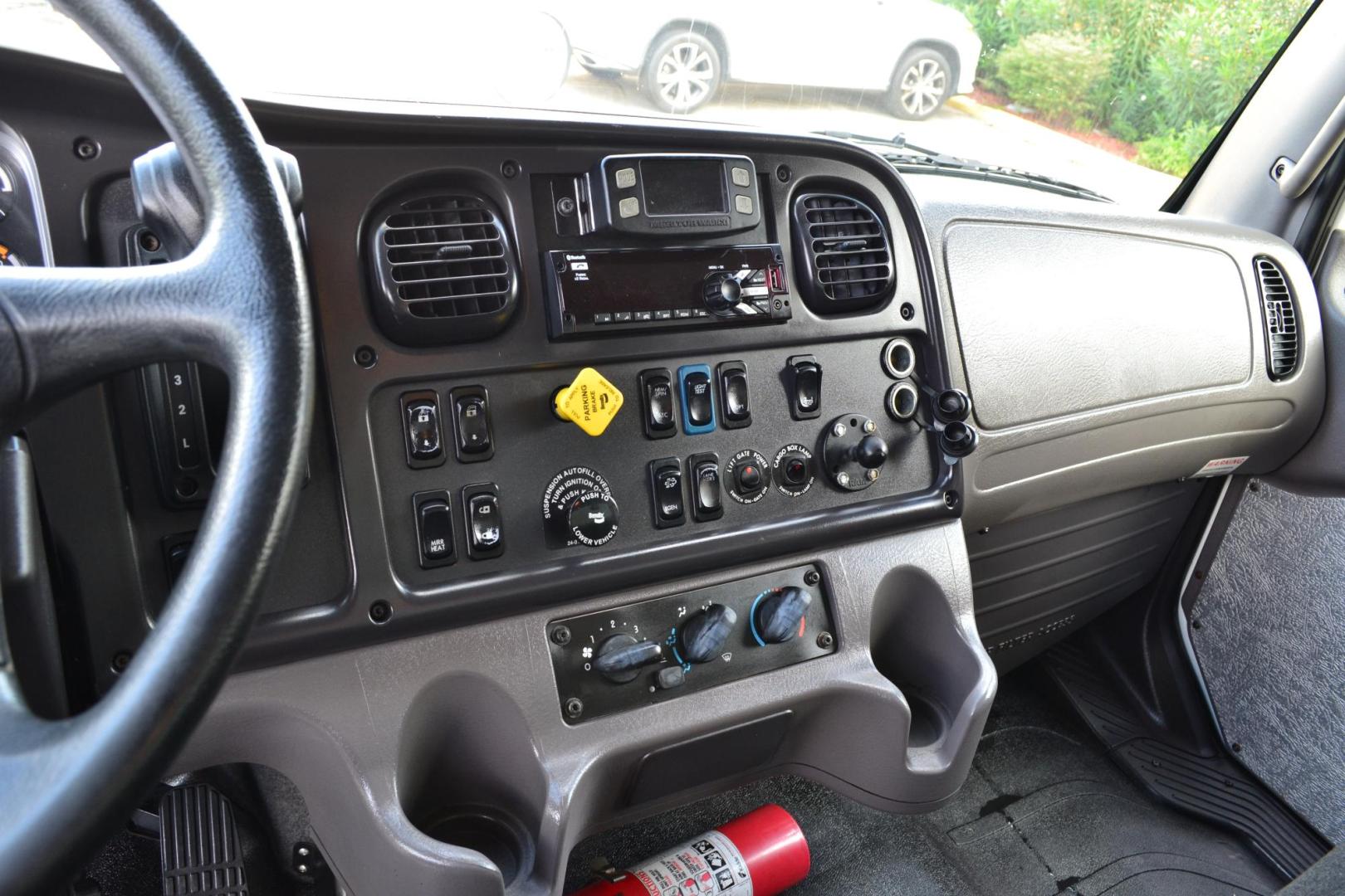 2020 WHITE /BLACK FREIGHTLINER M2-106 with an CUMMINS B6.7L 240HP engine, ALLISON 2500RDS AUTOMATIC transmission, located at 9172 North Fwy, Houston, TX, 77037, (713) 910-6868, 29.887470, -95.411903 - 26,000 LB GVWR NON CDL, MORGAN 26 FT BOX, HEIGHT 103" X WIDTH 102", MAXON 3,000 LB CAPACITY ALUMINUM LIFT GATE, AIR RIDE SUSPENSION, EXHAUST BRAKE, DUAL 50 GALLON FUEL TANKS, POWER WINDOWS & LOCKS, COLLISION MITIGATION, LANE ASSIST, - Photo#20