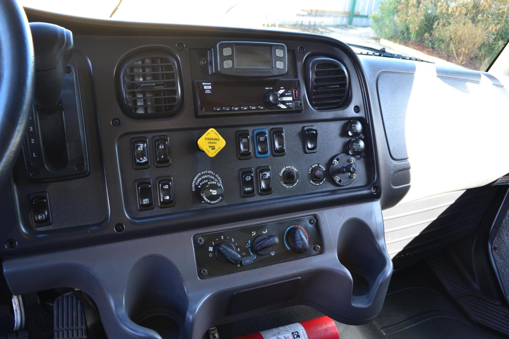 2019 WHITE /BLACK FREIGHTLINER M2-106 (3ALACWFC9KD) with an CUMMINS B6.7L 240HP engine, ALLISON 2500RDS AUTOMATIC transmission, located at 9172 North Fwy, Houston, TX, 77037, (713) 910-6868, 29.887470, -95.411903 - 26,000 LB GVWR NON CDL, MORGAN 26FT BOX, HEIGHT 103" X WIDTH 102", MAXON 3,000 LB CAPACITY ALUMINUM LIFT GATE, AIR RIDE SUSPENSION, 90 GALLON FUEL TANK, EXHAUST BRAKE, COLLISION MITIGATION WITH LANE ASSIST, POWER WINDOWS & LOCKS - Photo#17