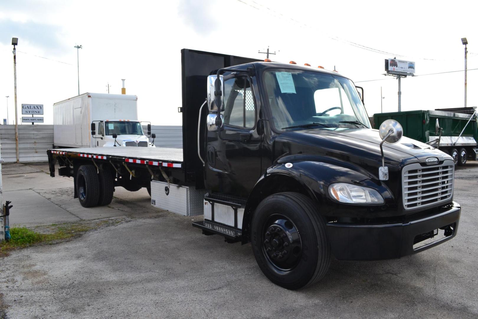 2016 BLACK /BLACK FREIGHTLINER M2-106 (3ALACWDT0GD) with an CUMMINS B6.7L 240HP engine, ALLISON 2500RDS AUTOMATIC transmission, located at 9172 North Fwy, Houston, TX, 77037, (713) 910-6868, 29.887470, -95.411903 - 26,000 LB GVWR NON CDL, 24 FT FLATBED X 100" WIDE, SPRING RIDE SUSPENSION, 100 GALLON FUEL TANK, 2,500 LB CAPACITY STEEL LIFT GATE, WB: 255", 7 X SLIDING WINCH STRAPS, , 2 X TOOL BOXES, POWER WINDOWS & LOCKS - Photo#2