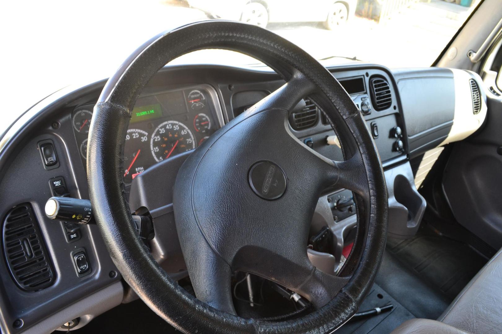 2014 WHITE /BLACK FREIGHTLINER M2-106 with an CUMMINS ISB 6.7L 220HP engine, ALLISON 2100 RDS transmission, located at 9172 North Fwy, Houston, TX, 77037, (713) 910-6868, 29.887470, -95.411903 - 26,000 LB GVWR NON CDL, 24 FT FLATBED X 100" WIDE, AIR RIDE SUSPENSION, DUAL 50 GALLON FUEL TANKS - Photo#14